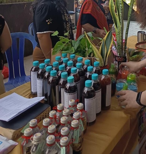 Berbagai gift  pohon sansievera--penghasil oksigen- EE -banyak kegunaan garam dari laut di Jawa timur yg sdh diberkati lilin hias yg didaur ulang PAKAI_1
